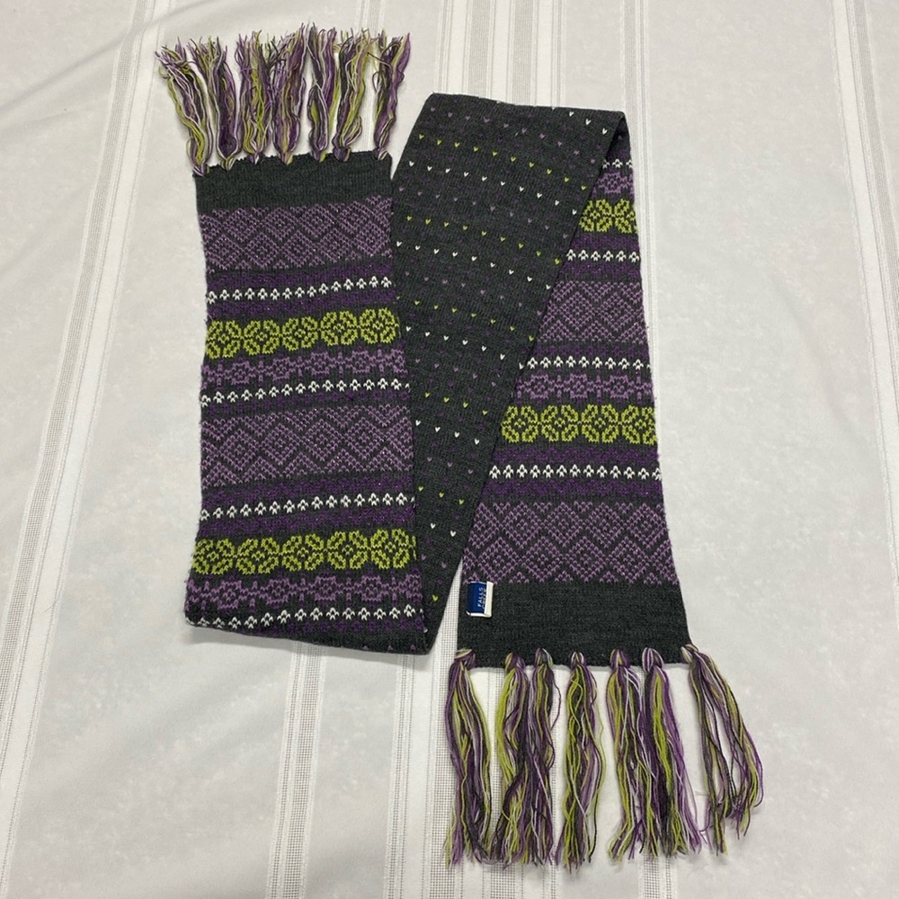 EUC Women’s Falls Creek Cozy Fashion Scarf